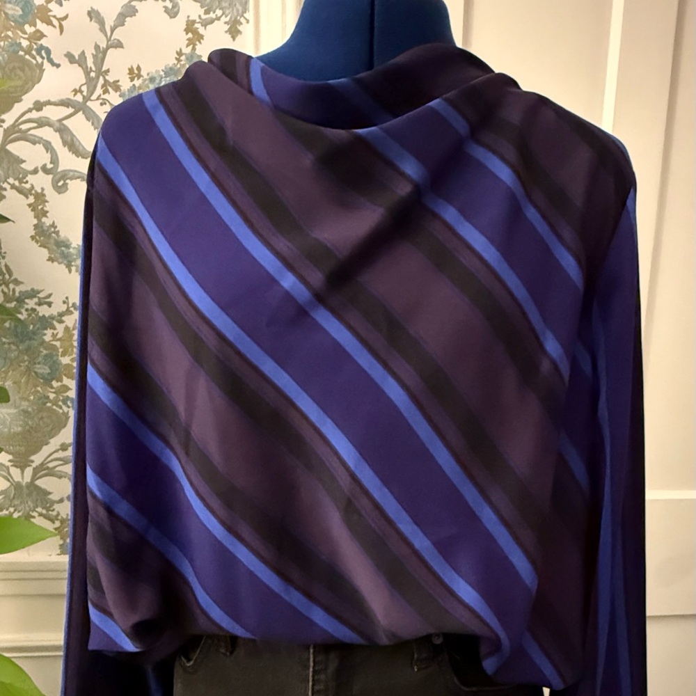 3/$15 Liz Claiborne Cowl Neck Striped Long Sleeve Blouse (XL)